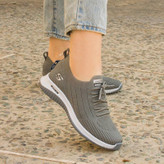 اسکیچرز بند دار