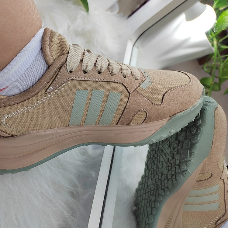 کفش کرمی در تهران