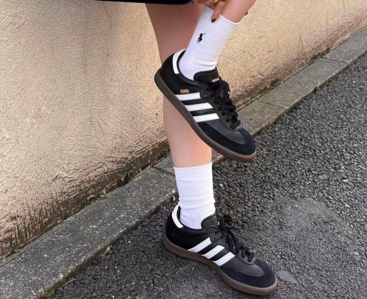 سامبا مشکی و سفید