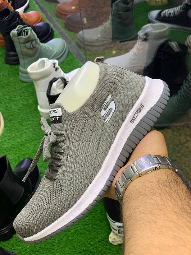 اسکیچرز ارزان در اصفهان