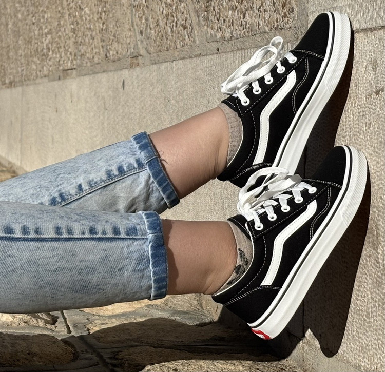 ونس مشکی ونس زنانه ونس مردانه