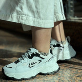 خرید کفش اسپرت لژدار سفید مدل واریور