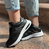 کفش اسپورت زنانه ارزان