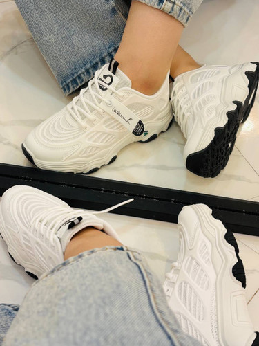 کفش وارداتی زنانه و مردانه در شیراز