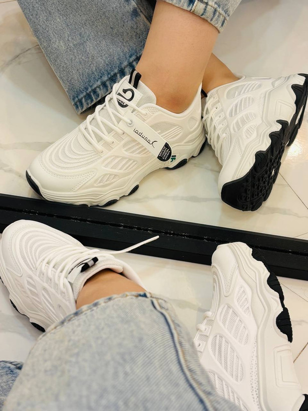 کفش وارداتی زنانه و مردانه در شیراز