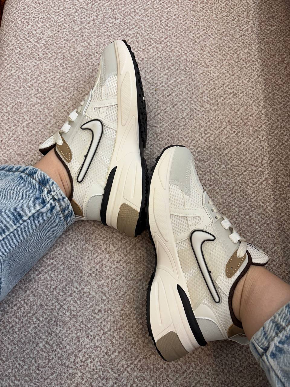 کفش مستر زنانه در شیراز،کفش خارجی در پای پوش